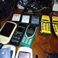 Lotto telefonini vintage nokia motorola ericsson