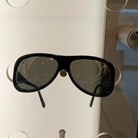 occhiali da sole Vogue 