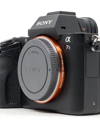 Sony a7S II + Zeiss 35mm + 50mm Macro