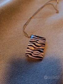 Collana lunga con ciondolo