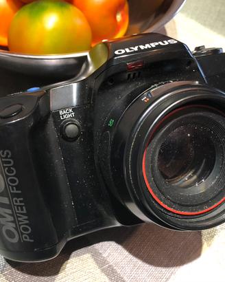 2 Olympus OM101 e Pentax SF7