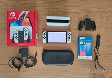 Nintendo Switch OLED Bianca + SD 128GB + Custodia