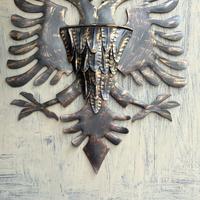 Stemma bandiera albanese in ferro battuto