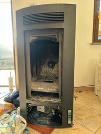 Stufa a legna super efficiente
