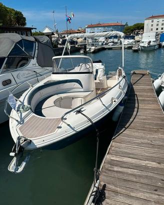 Quicksilver Commander 600
