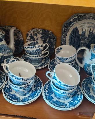 Raro Servizio Completo Royal Homes of Britain