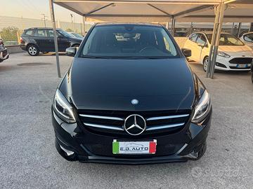 Mercedes-benz B 200 d Automatic Premium