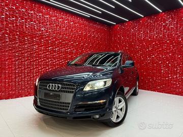 Audi Q7 3.0 V6 TDI 233CV quattro tiptronic 7 POSTI