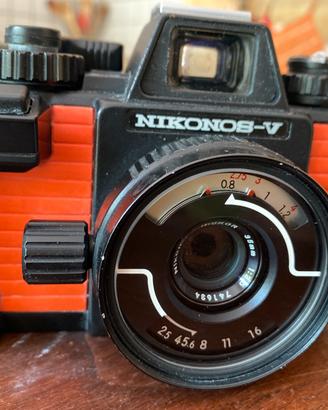 Fotocamera Nikonos V