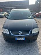 Volkswagen Touran 2.0 TDI DPF Highline