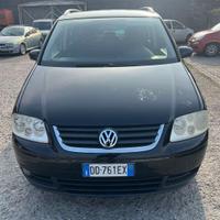 Volkswagen Touran 2.0 TDI DPF Highline