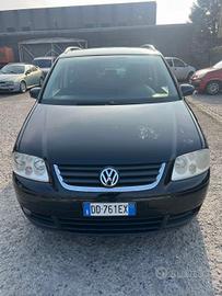 Volkswagen Touran 2.0 TDI DPF Highline