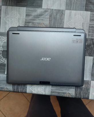 ACER ONE 10 LAPTOP