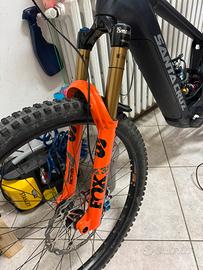 Fox 38 Kashima Kit molla Vorsprung