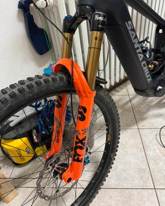 Fox 38 Kashima Kit molla Vorsprung