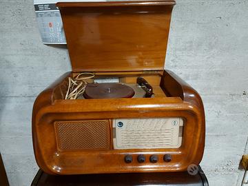 RADIO D'EPOCA MAGNADYNE