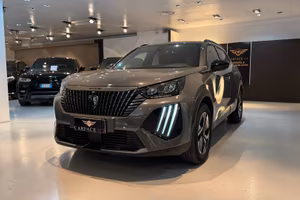 PEUGEOT 2008 1.2 BENZINA 101CV - 2024