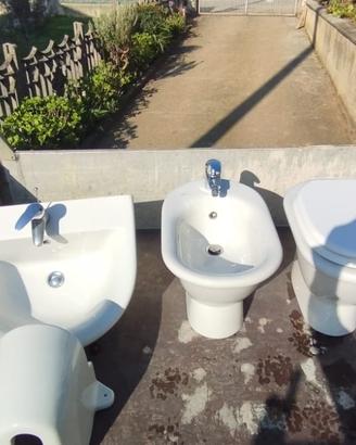 Set lavandino, water e bidet