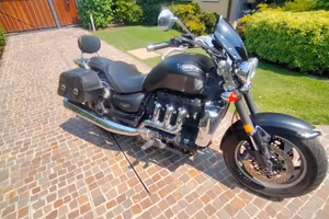 TRIUMPH ROCKET III ROADSTER ABS -2011-  34.500 KM