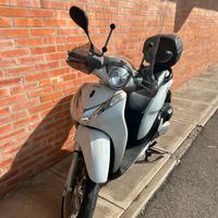 Honda SH Mode 125 – 2017 – 25.000 km – perfetto