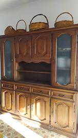 Credenza napoletana in  legno con vetrina rialzata