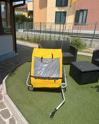 Rimorchio bici per bambini