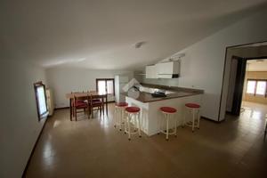 3 LOCALI A CASTELLO DI GODEGO
