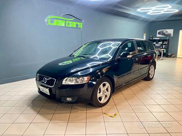 Volvo V50 1.6 d2 R-design 115cv