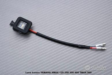 Luce tronco YAMAHA XMAX 125 250 300 400 TMAX 560