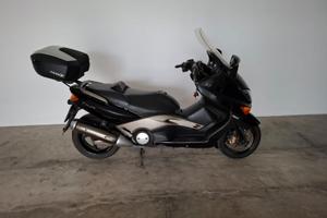 TMAX 500 anno 2004