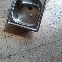 vasca in acciaio 