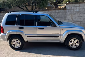 Jeep Cherokee 2.8 CRD