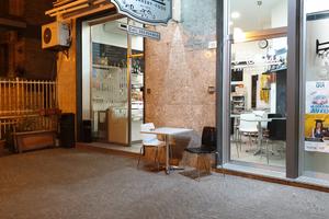 Bar Caffetteria completamente attrezzato