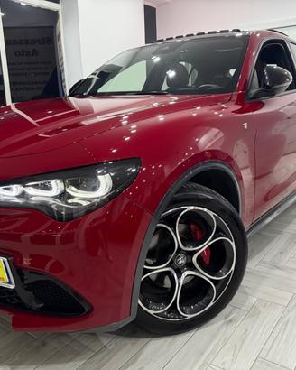 Alfa Romeo NEW Stelvio 210CV AT8 Q4 Ti+R20/TETTO T