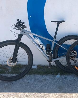 Trek Procaliber 9.8 full carbon