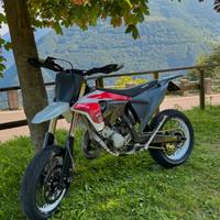 Fantic xe MOTARD 125 2022