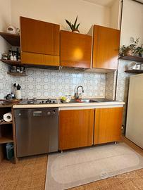 Cucina completa, piano cottura