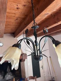 Lampadario in ferro battuto