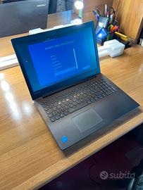 Lenovo IdeaPad 15.6" | 8GB RAM | SSD Crucial 500GB