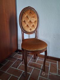 Sedia vintage in velluto