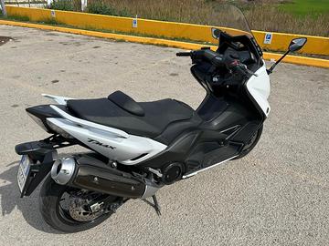 Yamaha T-max 530 2015