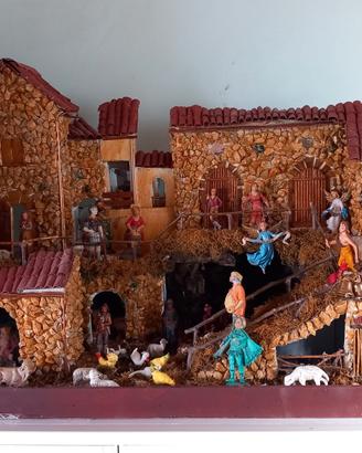 Presepe artigianale comprese statuine
