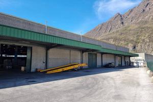 CAPANNONE INDUSTRIALE CIVATE