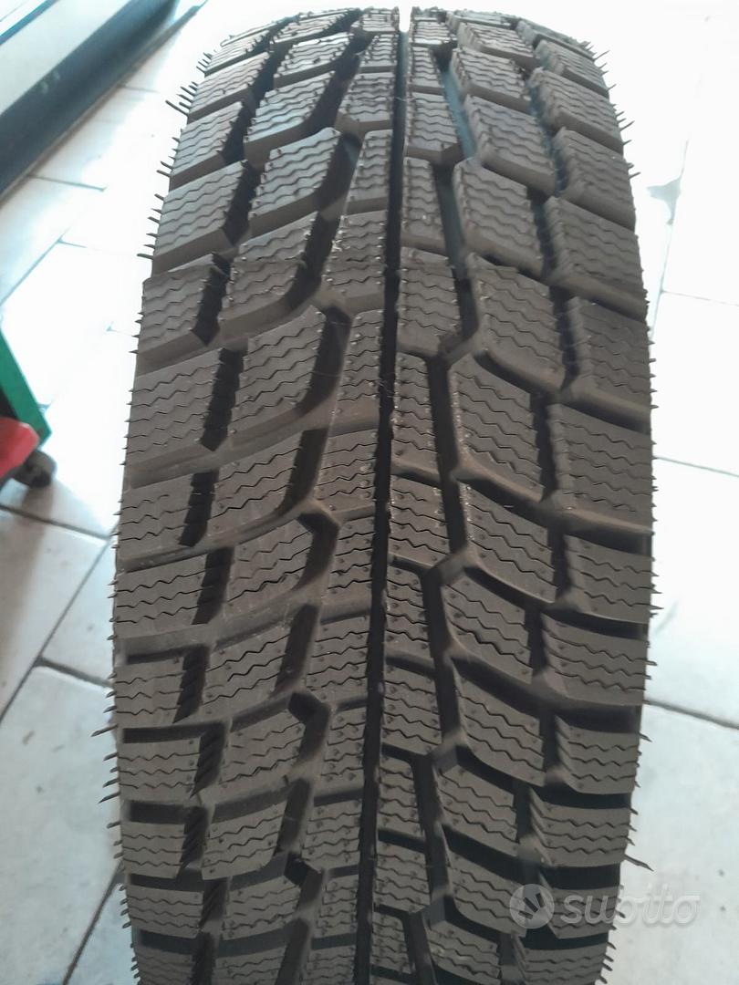 Vendo 4 gomme 4 stagioni 185/65 R15 88T Modena Accessori Auto