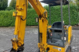 ESCAVATORE JCB 801.4 PRONTO ALL’USO