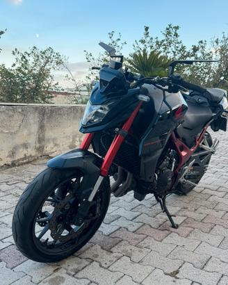 Honda Hornet 750