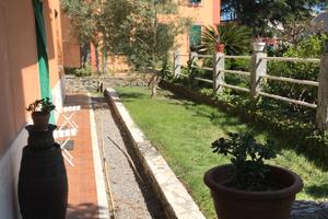 Arenzano Centro trilocale con giardino