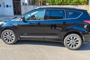 FORD KUGA VIGNALE DIC. 2017