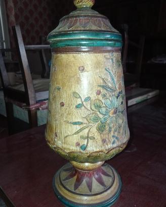 vaso siciliano con ricamo a mano
