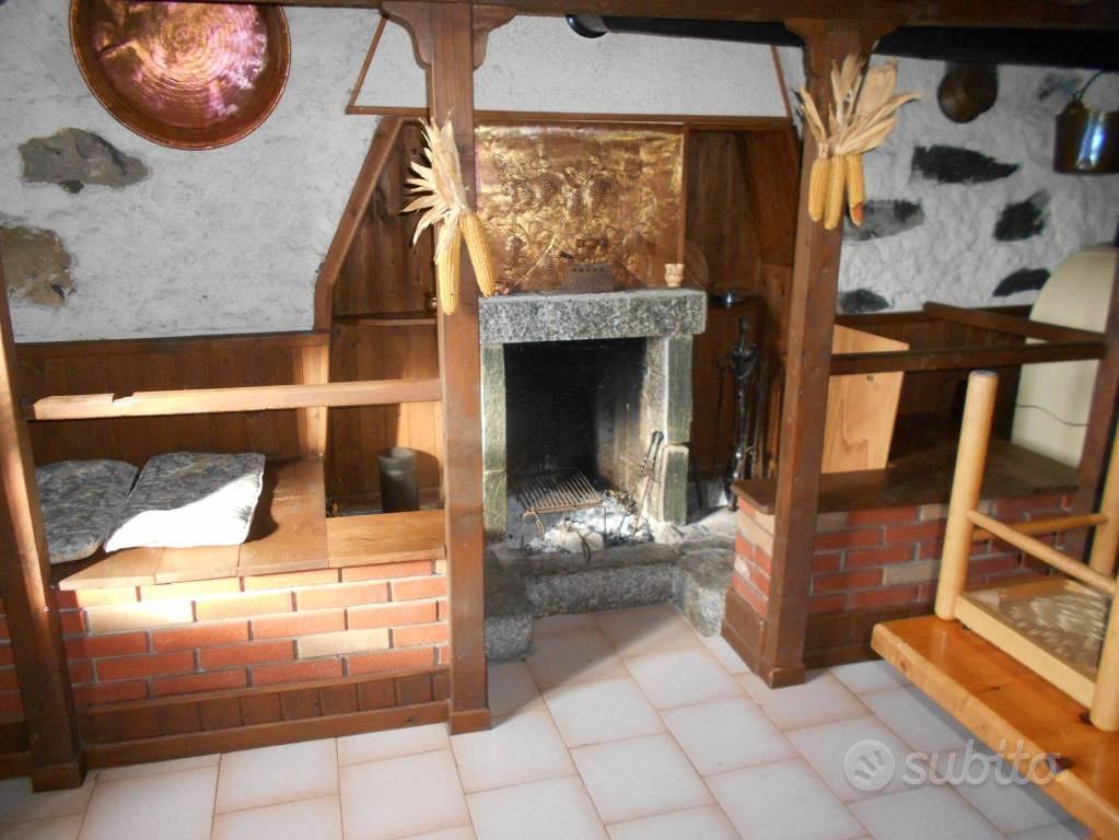 Appartamento di 207 m² con 5 locali a Veleso - Altro